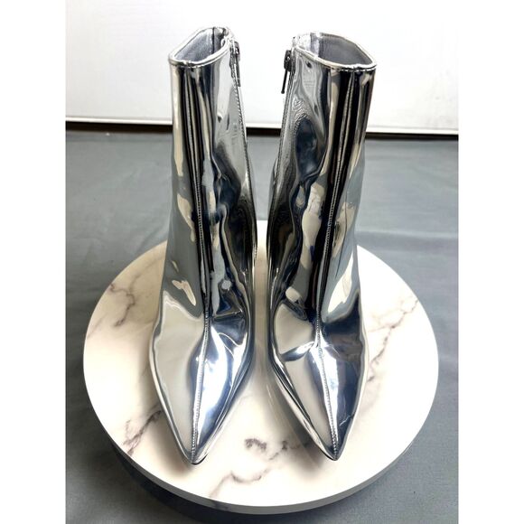 A New Day Women's Shandra Ankle Boots Patent Leather Silver Pointy Toe SZ 9:NWOB - Picture 1 of 14